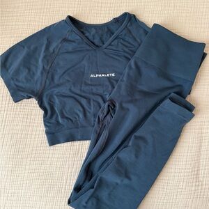 Alphalete Amplify Navy Workout Set